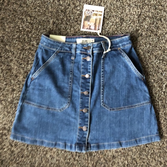 NWT Demin Button Up Skirt - Picture 5 of 6